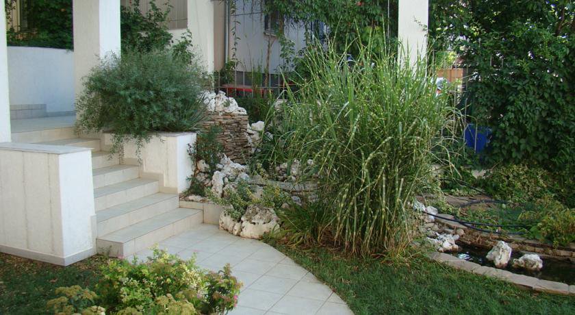 Гостиница Guest house White House Коктебель-4